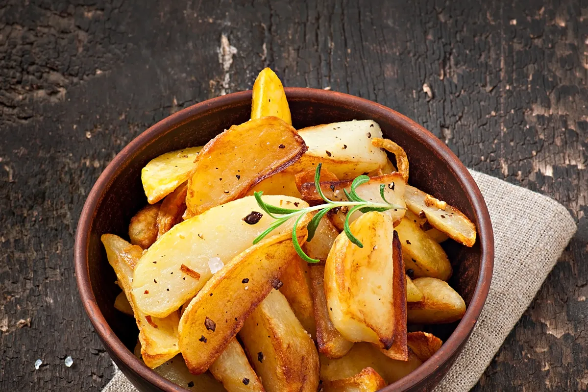 Cartofi la Cuptor în Airfryer