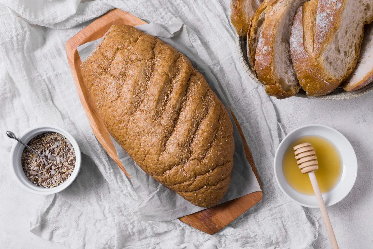 Pâine pufoasă pregătită acasă în airfryer