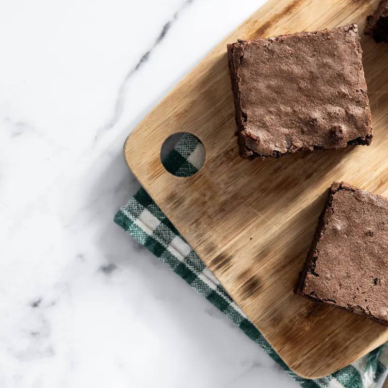 Brownie vegan cu avocado la Airfryer
