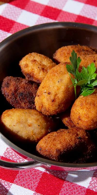 Chifteluțe de Pui la Airfryer – extra suculente și rumene