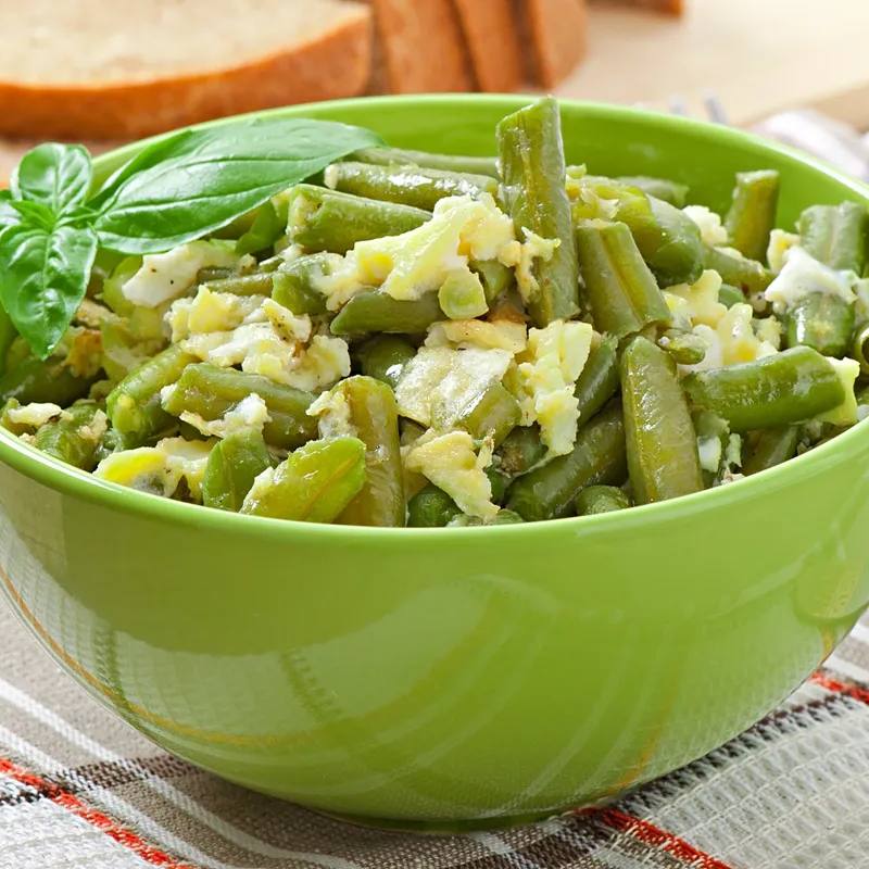 Fasole verde cu usturoi la airfryer, garnitură rapidă