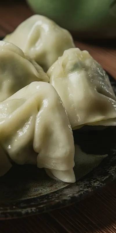Gyoza japoneze cu porc și varză la airfryer, cu sos ponzu de casă