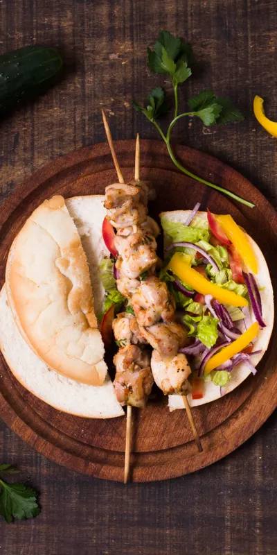 Kebab de pui cu legume la Airfryer