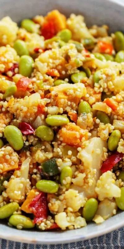 Salată de Quinoa cu Legume Crocante la Airfryer